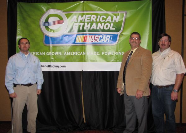 ILLINOIS CORN FARMERS SUPPORT AMERICAN ETHANOL PARTNERSHIP WITH NASCAR